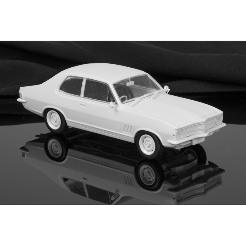 DDA611K 1/24 Plastic Kit LC GTR Holden Torana
