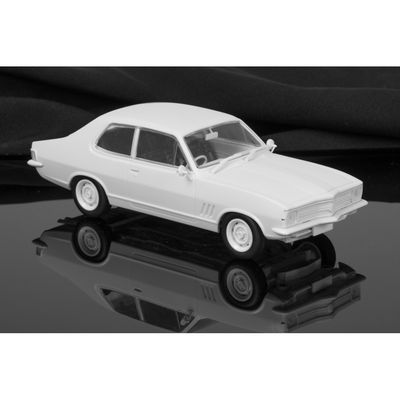 DDA611K 1/24 Plastic Kit LC GTR Holden Torana DDA611K 1/24 Plastic Kit LC GTR Holden Torana