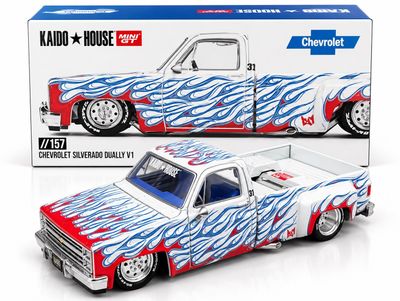 Kaido House KHMG157 Chevrolet Silverado Dually on Fire V2