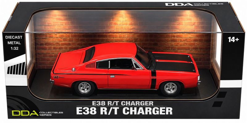 DDA32818 1/32 Orange E38 Valiant Charger