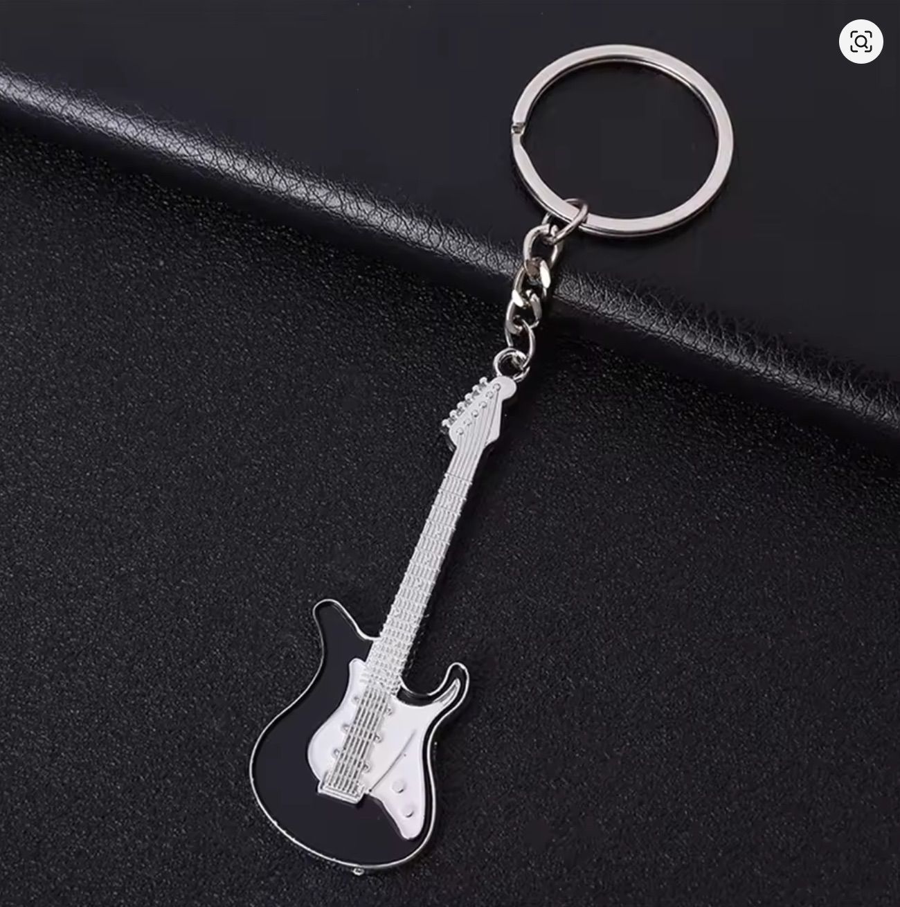 Black Electric Guitar Keyring