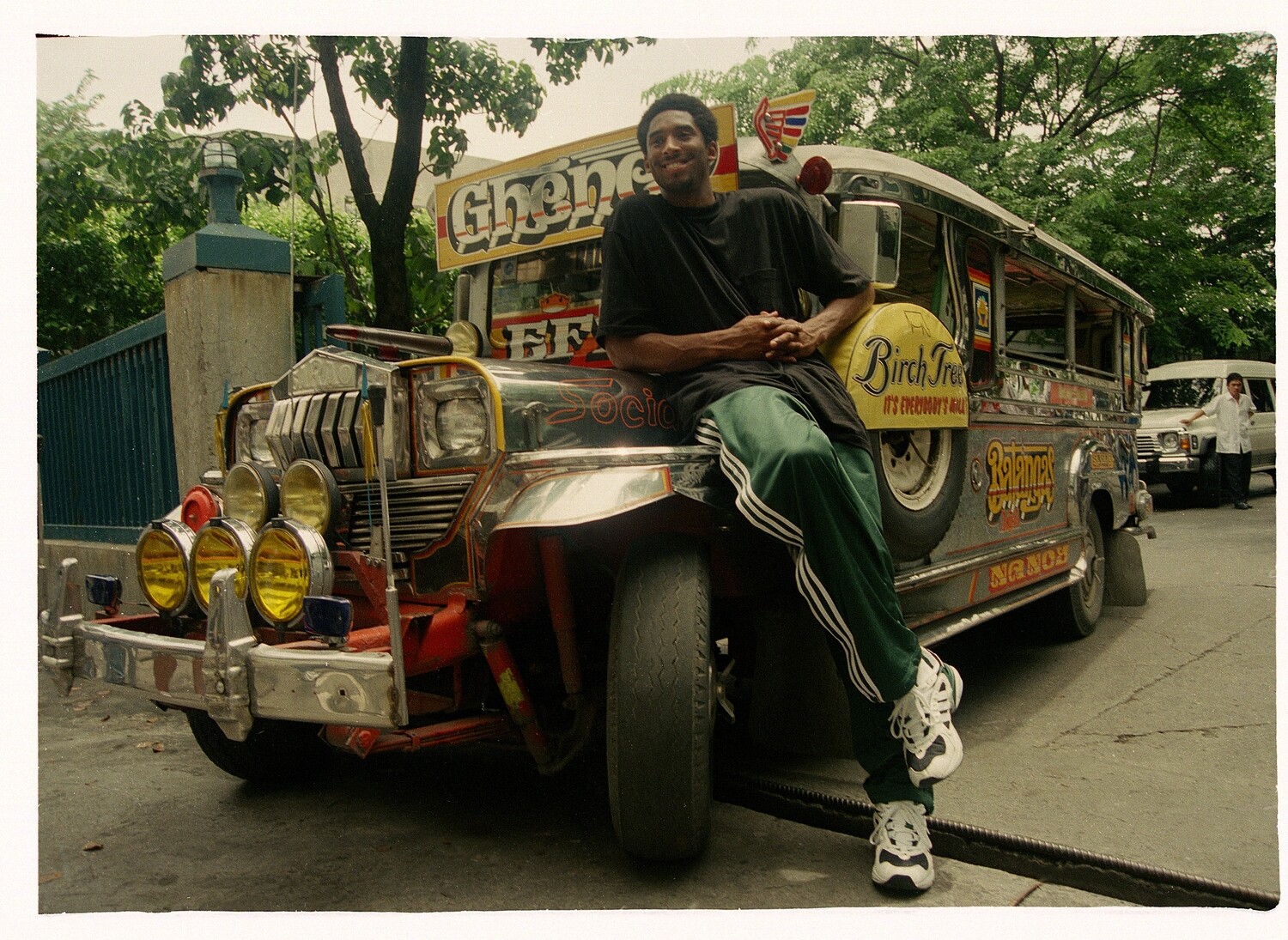 Kobe Bryant in Manilla 1998