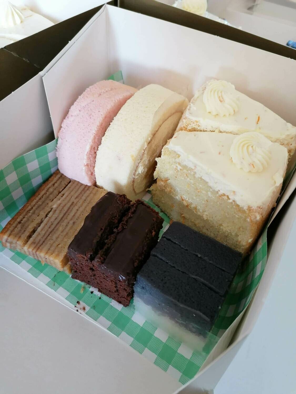 Dessert Box (delivery 3rd July)
