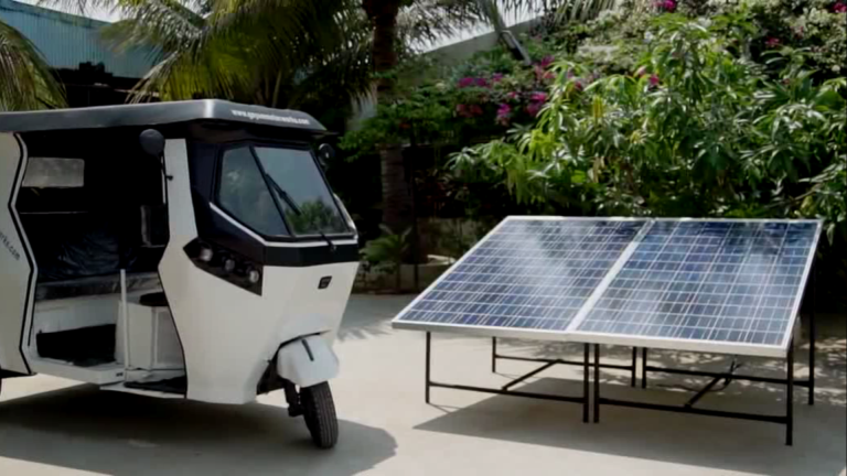 Mini 1KW Solar Powered Fast Charging Electric Vehicle Station With Single Charging Gun.