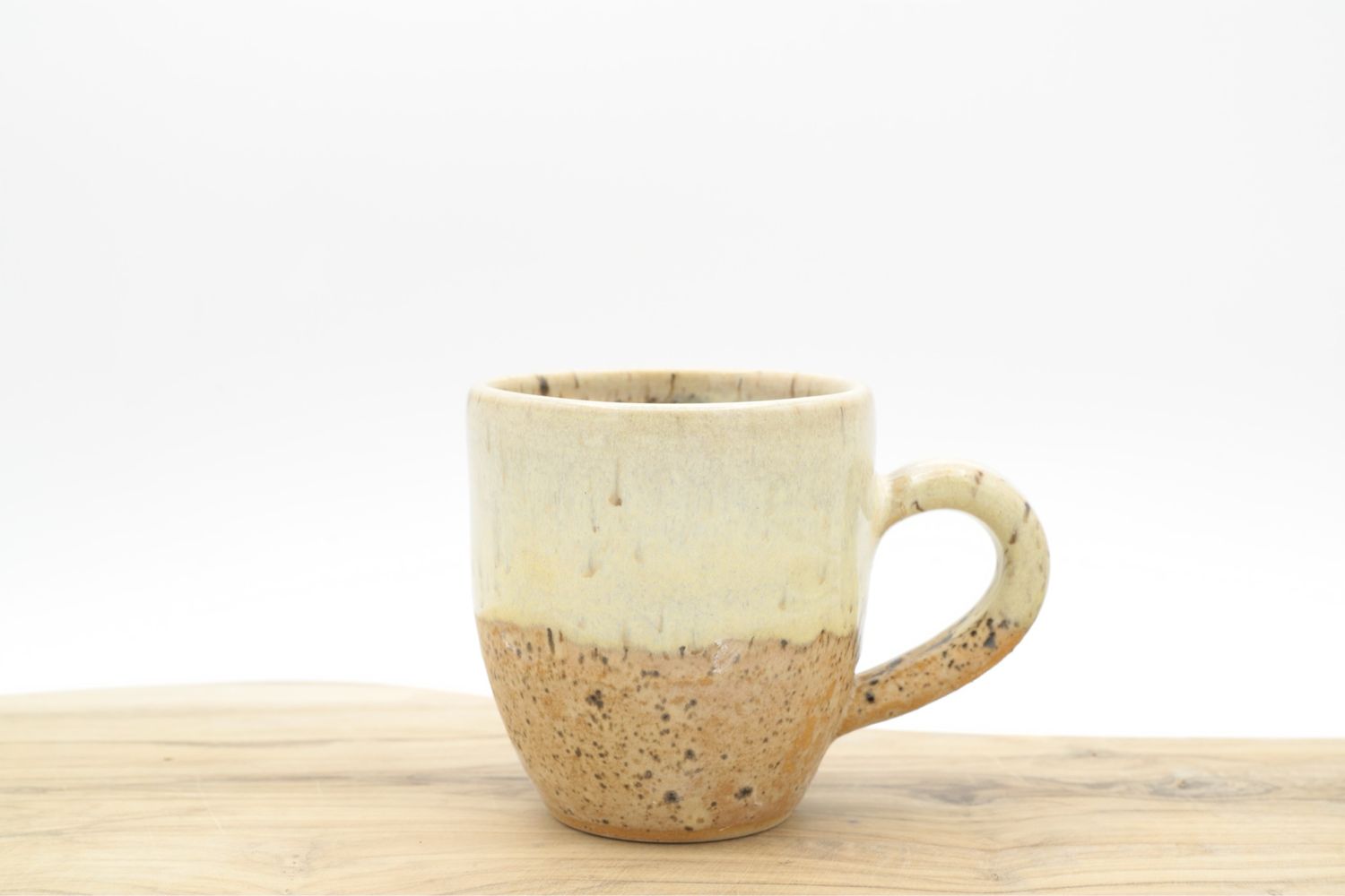 Handgemaakt keramieken espresso kopje - Vanille Handgemaakt keramieken espresso kopje - Vanille