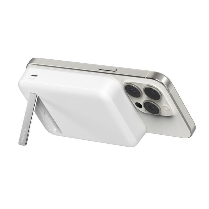 Batería Portátil Magnética BoostCharge Pro Qi2 10,000mAh 15W Blanco – Belkin
