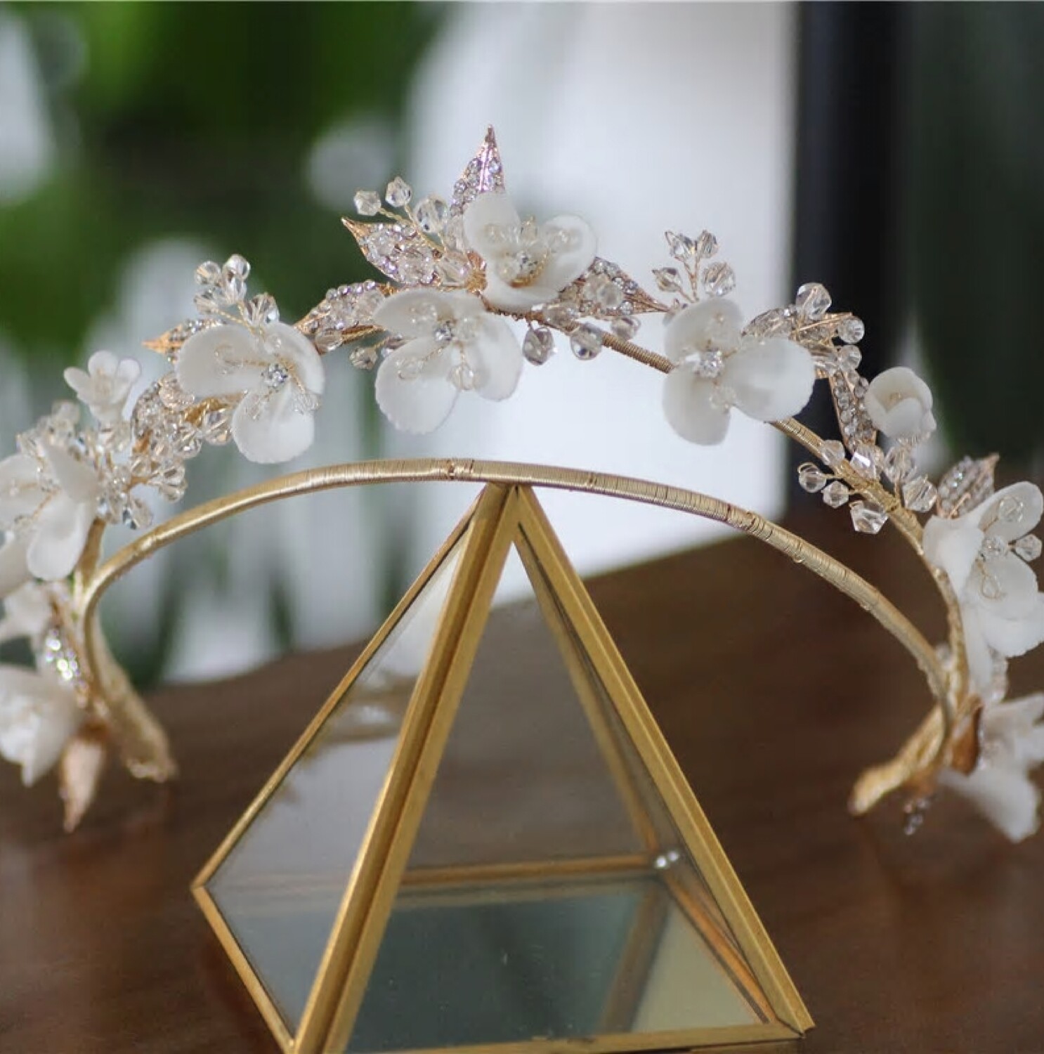 Braut Tiara gold Porzellan Blumen Hochzeits Haarschmuck