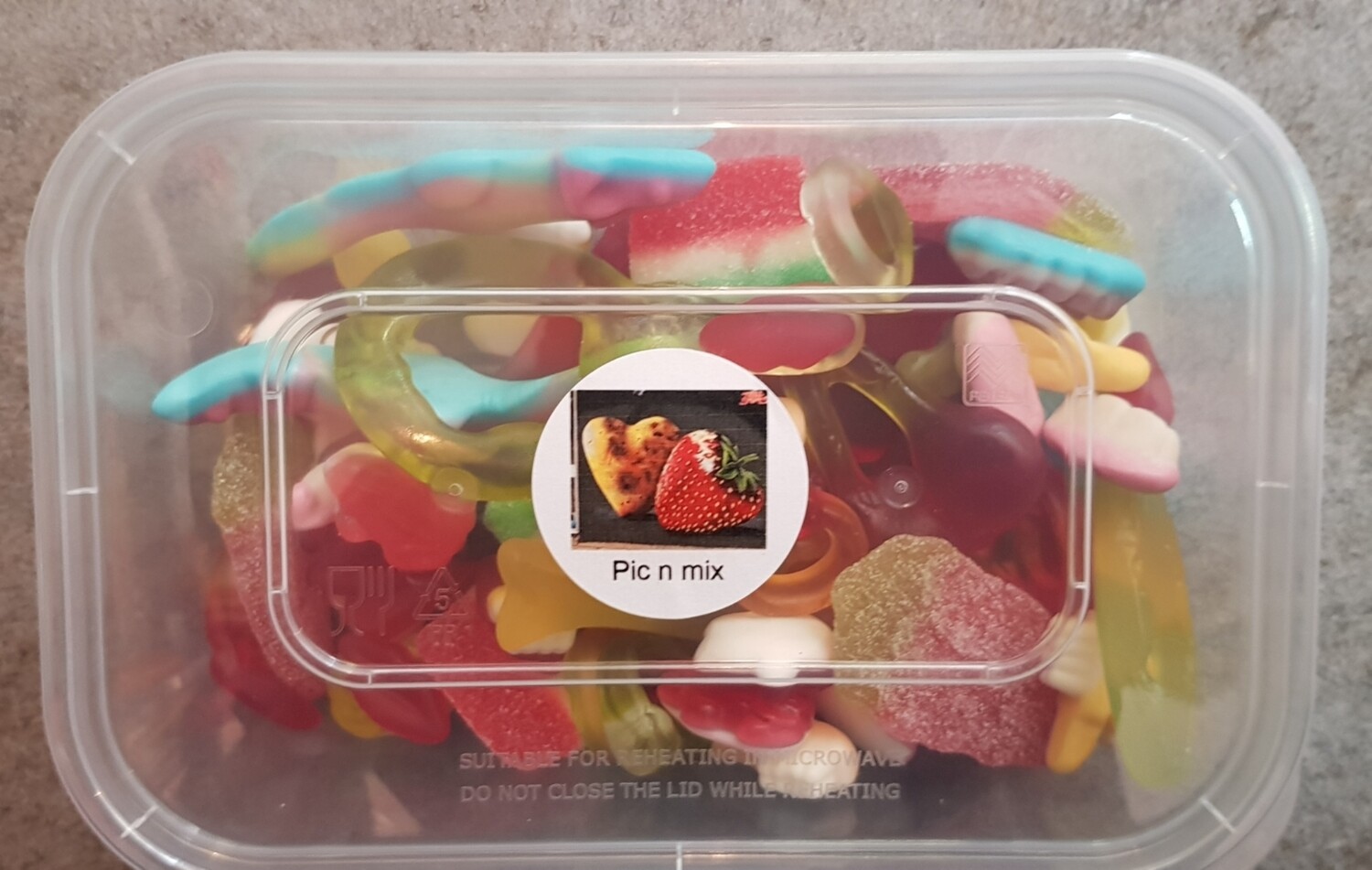 Pic n mix sweet tub