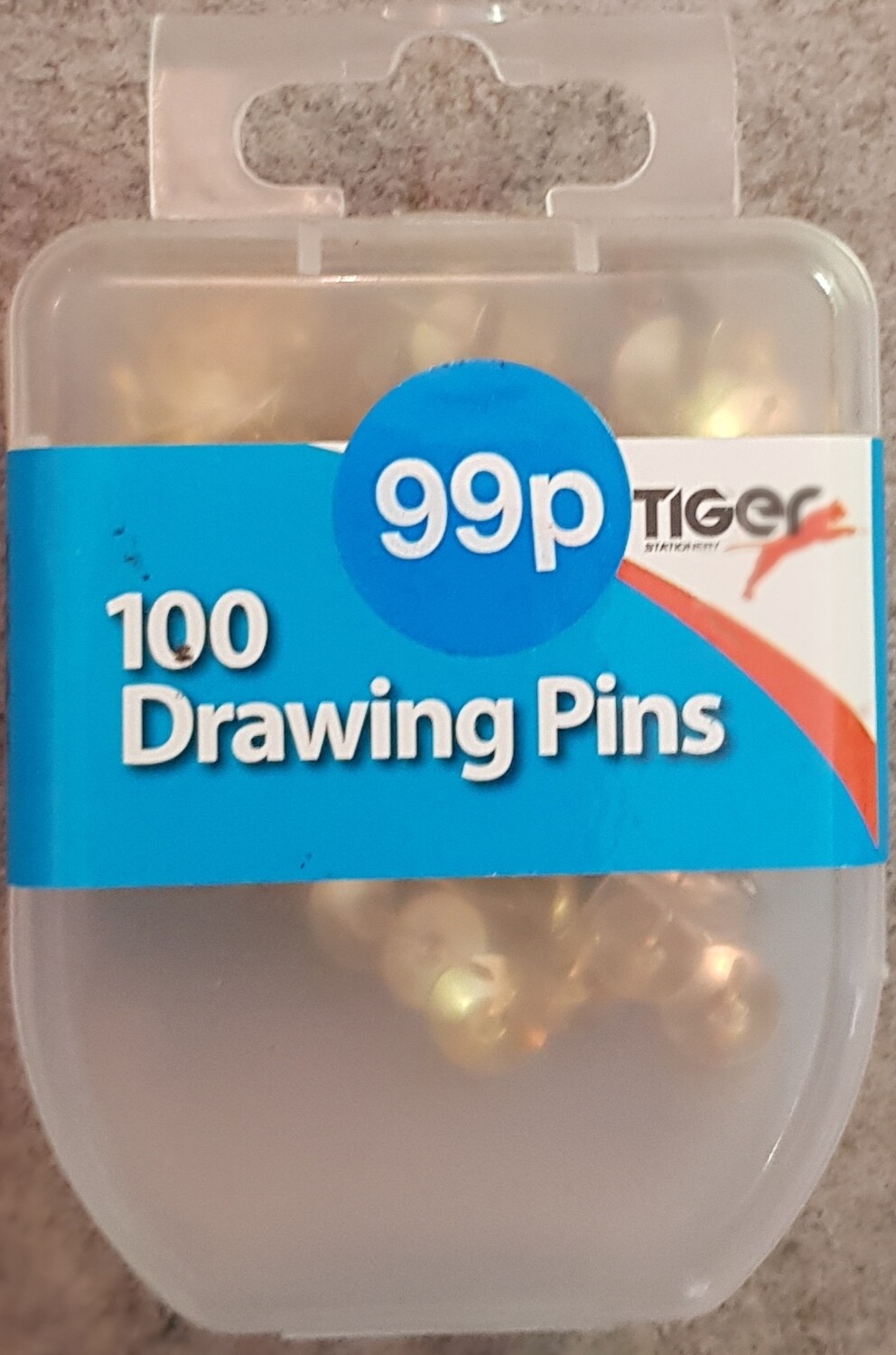100 drawing pins