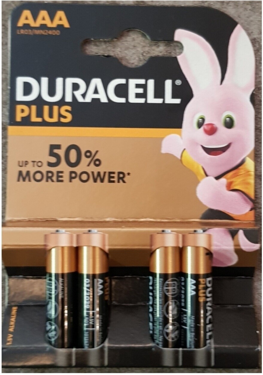2 packs duracell AAA