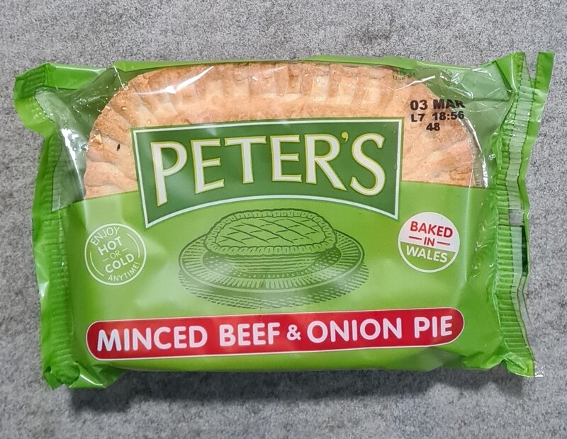 Peters mince beef & onion pie   ONLY DELIVERED LOCAL IN WALES  NOT DELIVERED TO ENGLAND 