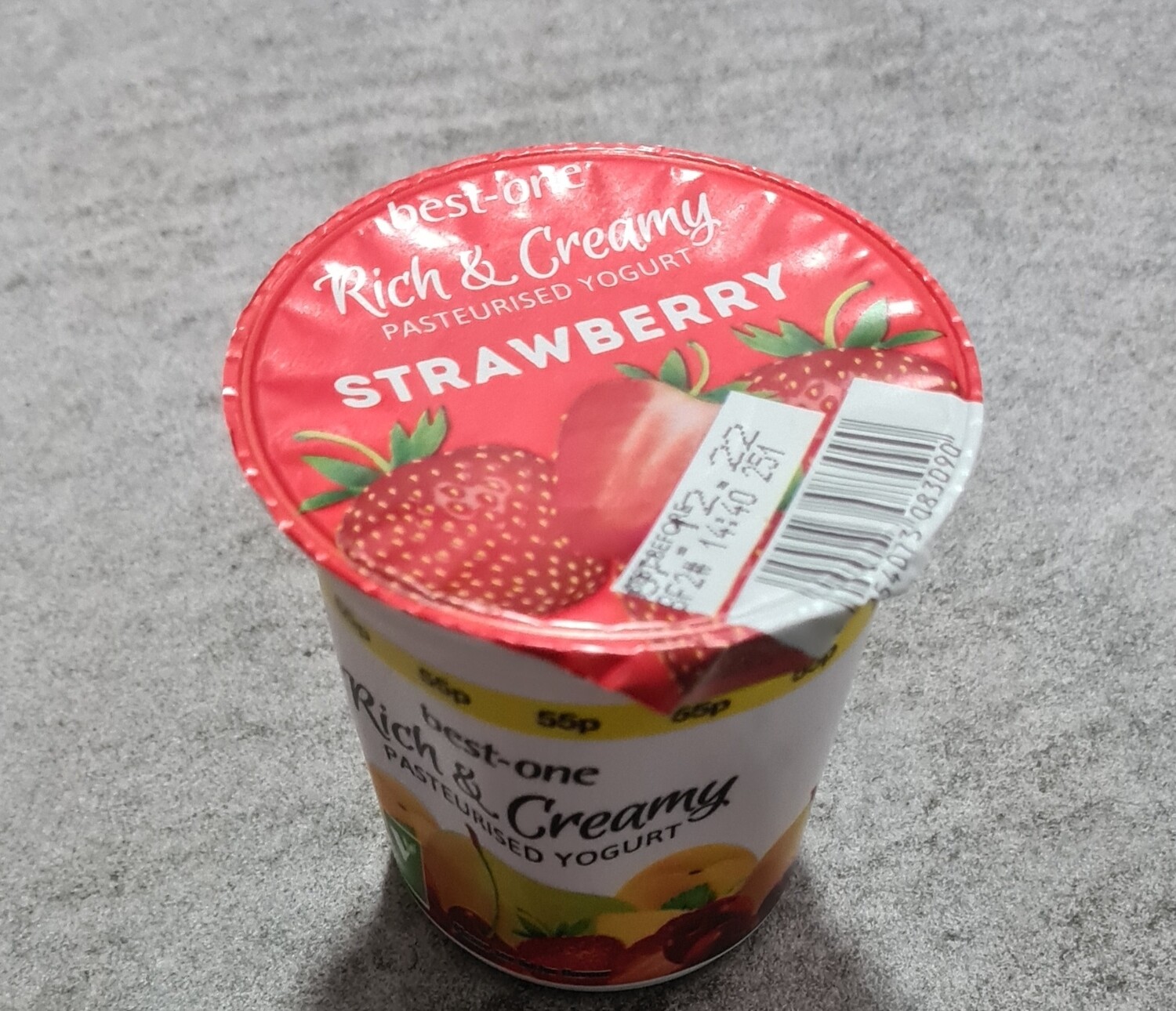 Strawberry yogurt 