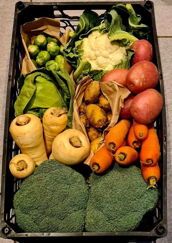 Sunday Lunch Box 3-4 People