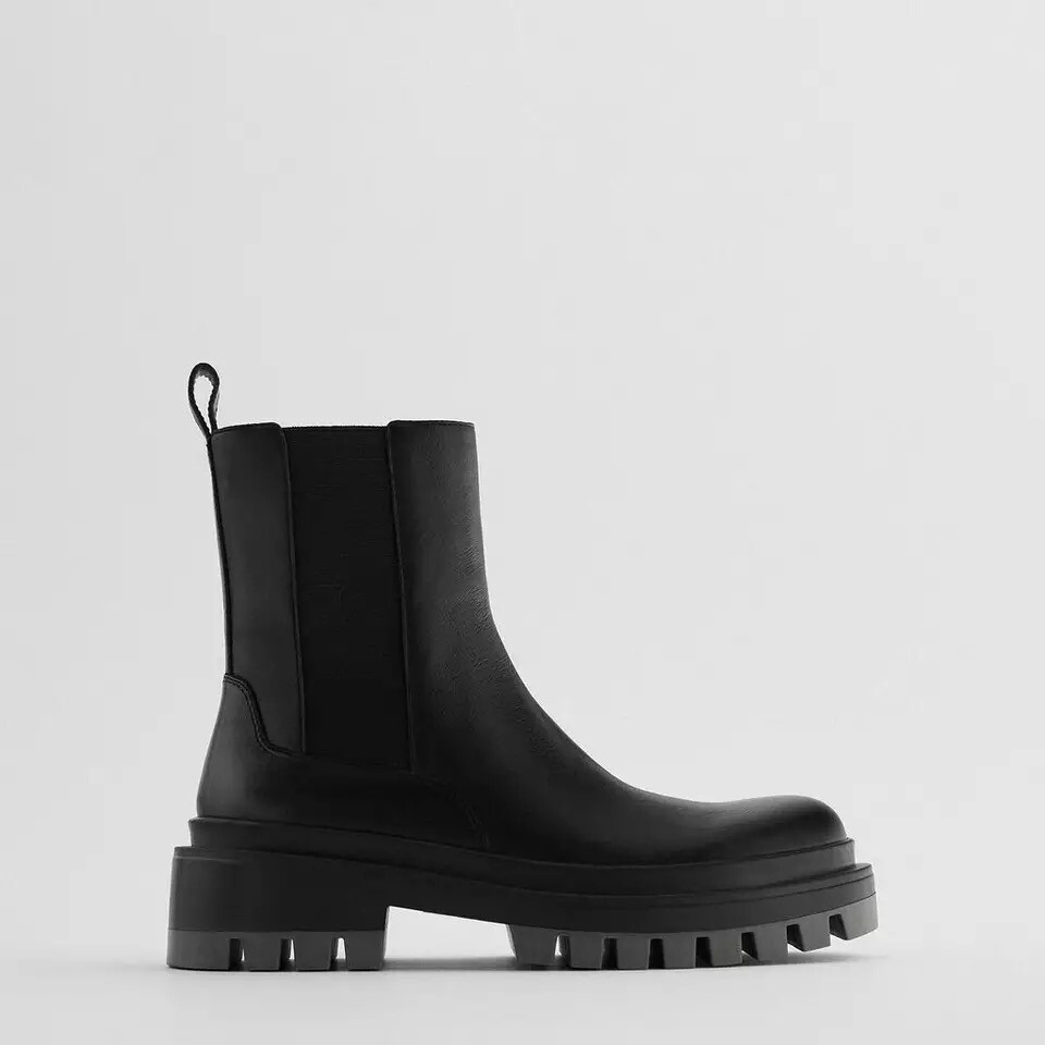 Pipe Chelsea Boot