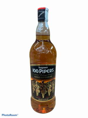 Seagram's 100 Pipers Scotch Whisky 100cl 40%