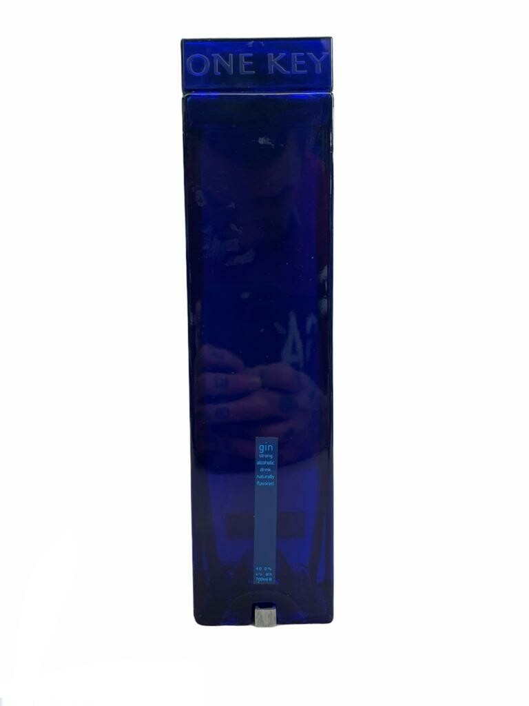 One Key Gin 70cl 40%