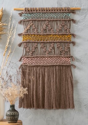 Intricate weaving hanger macramè