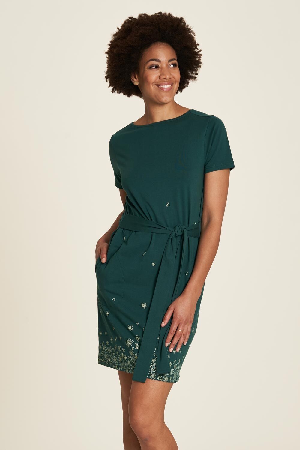 Minikleid mit Gürtel