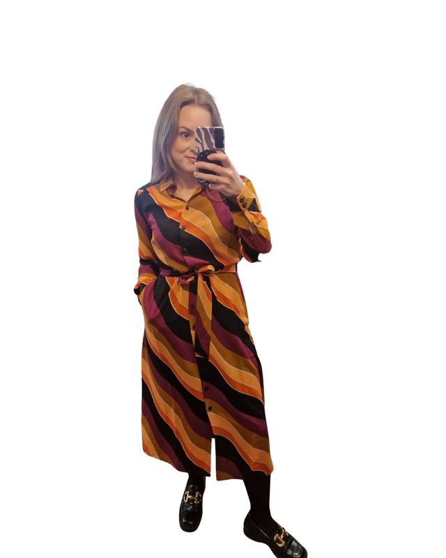 Hemdblusenkleid in Midilänge Hemdblusenkleid in Midilänge