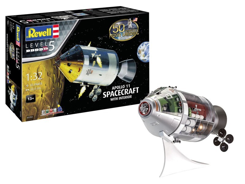 Apollo 11 Spacecraft with Interior / 1:32 03703 Apollo 11 Spacecraft with Interior / 1:32 03703