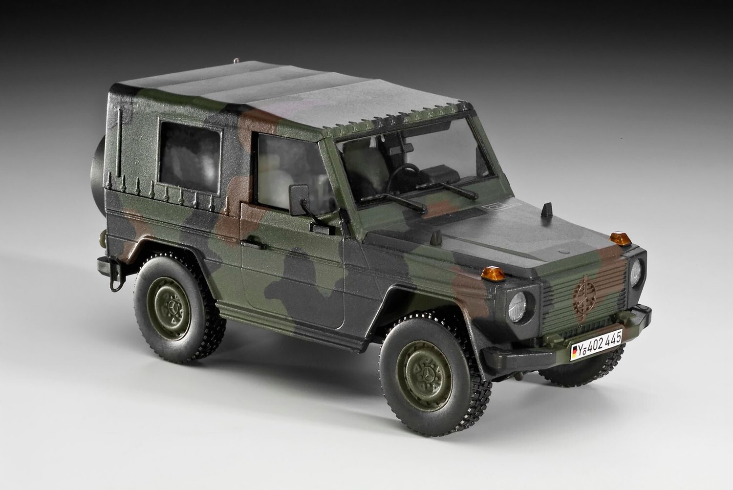 Lkw gl leicht "Wolf" / 1:35   03277