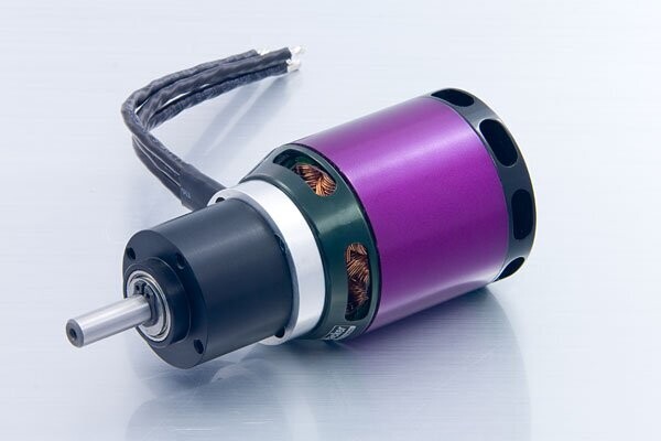 A40-(8-10)L V2 8-Pole + 6,7:1 PG