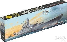 YAMATO Battleship PREMIUM in 1:200