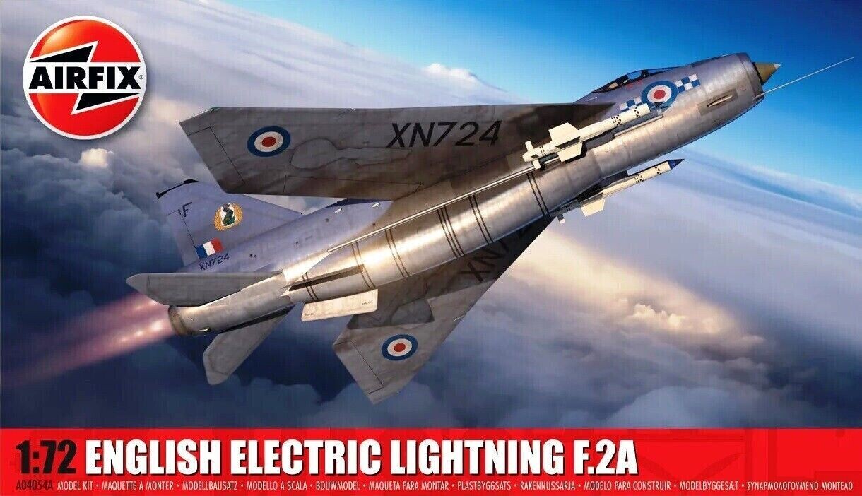 English Electric Lightning in 1:72 A04054A