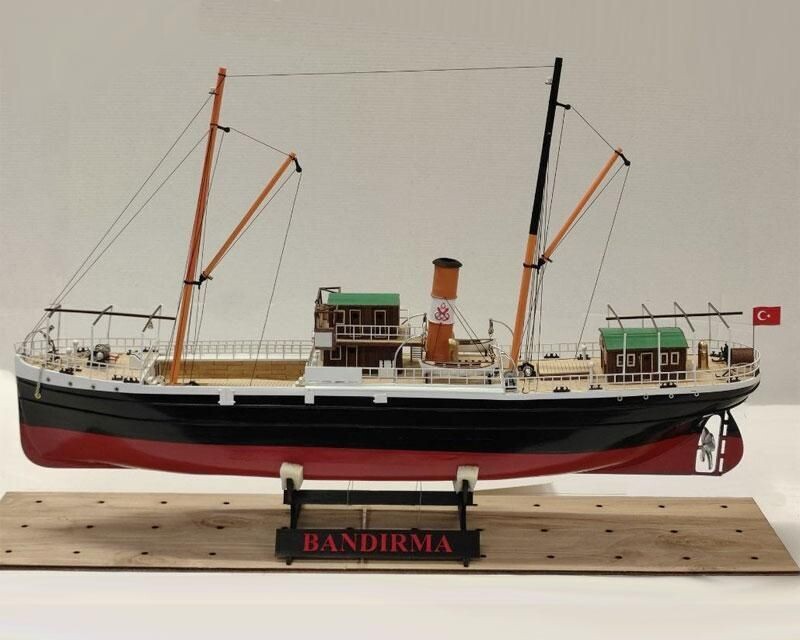 Panderma Frachter / 1:87 Holzbausatz