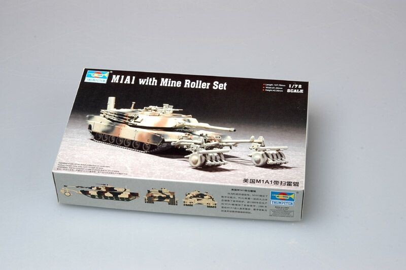 M1A1 with Mine Roller Set in 1:72