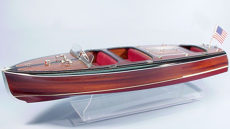 Chris-Craft Barrel Back Triple Cockpit in 1:8