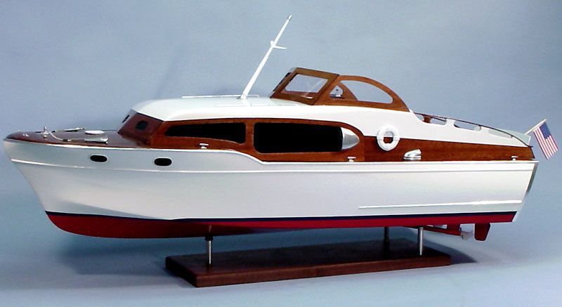 Chris-Craft Cruiser 1953 in 1:12