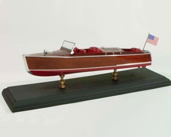 Chris-Craft 24 ft. Runabout