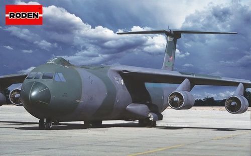 Lockheed C-141B Starlifter / 1:144