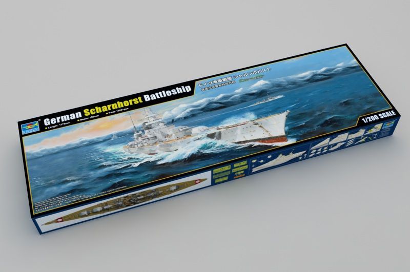 German Scharnhorst Battleship in 1:200 / 03715