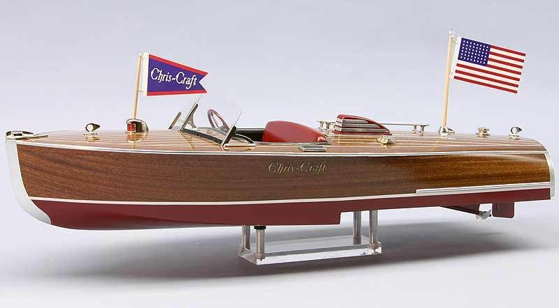Chris-Craft Hydroplane 16ft. 1947 in 1:8 Chris-Craft Hydroplane 16ft. 1947 in 1:8