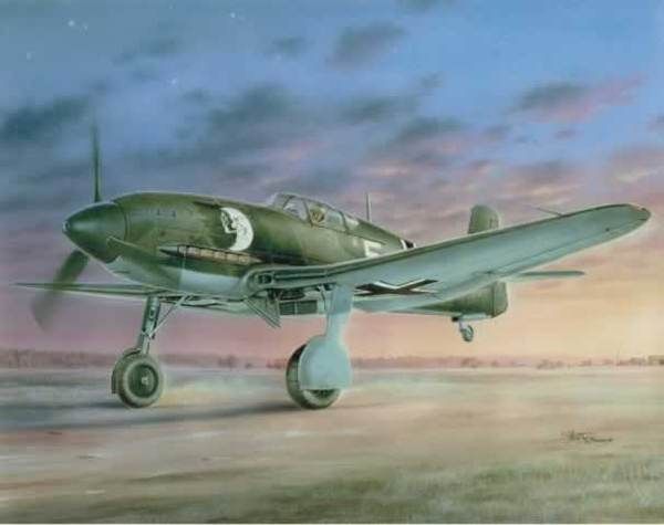 Heinkel He 100D-1 in 1:32 / SH32009 Heinkel He 100D-1 in 1:32 / SH32009