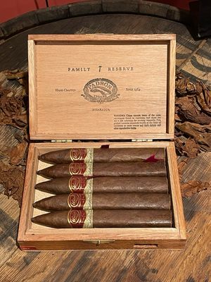 Padron Family Reserve No 44
