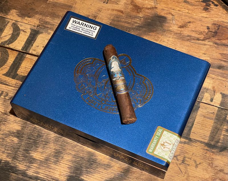 Natura Friesian Robusto Maduro 5x52