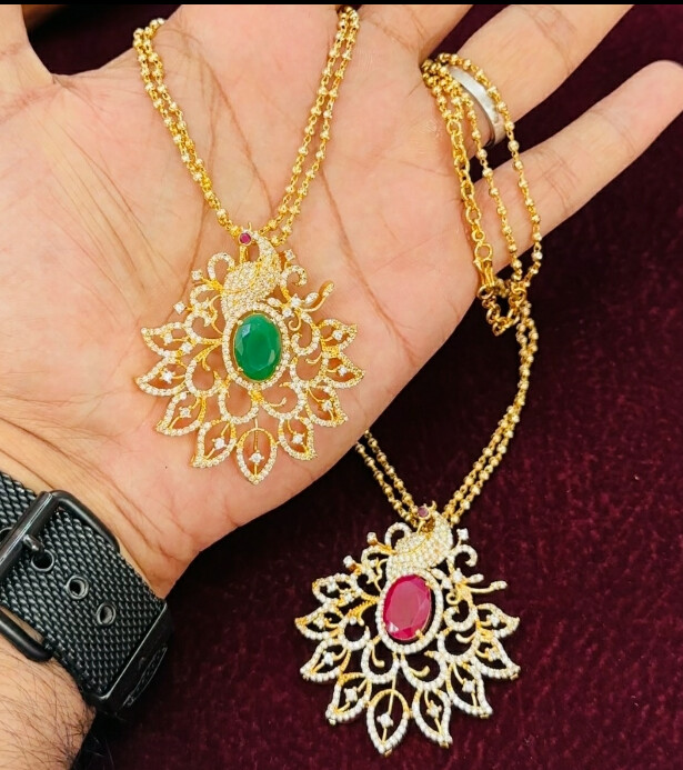 Chain with locket
