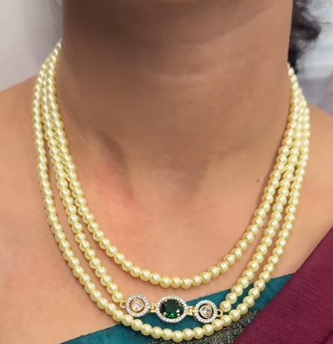 White beads chain