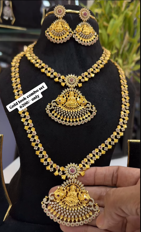 Necklace set