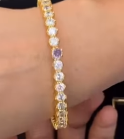 Openable kada with different colours