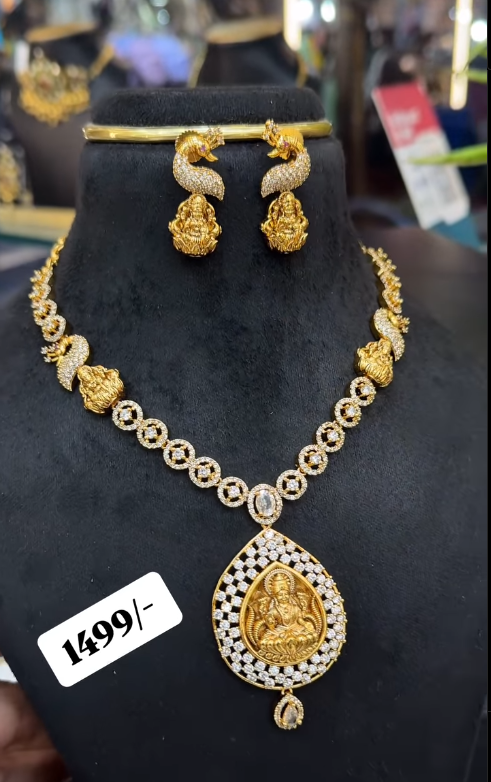 Necklace set