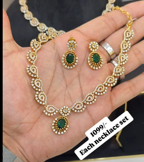 Necklace set