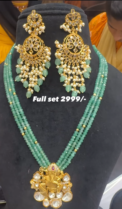 Beads chain with earrings