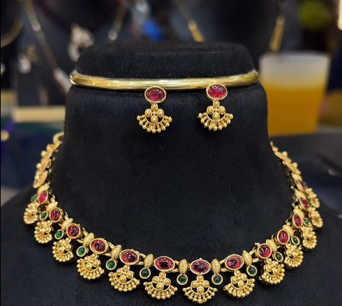 Necklace set