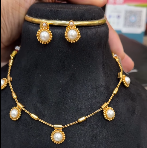 Neck set