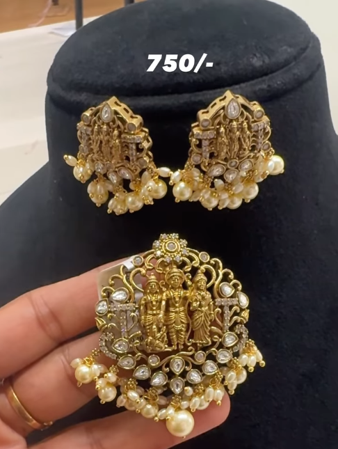 Ramparivaar locket set