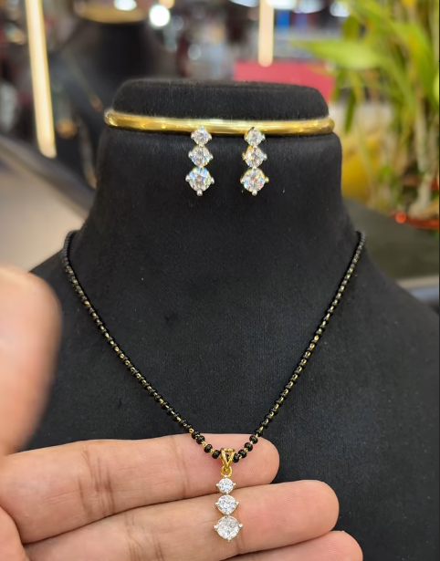 Diamond replica black beads